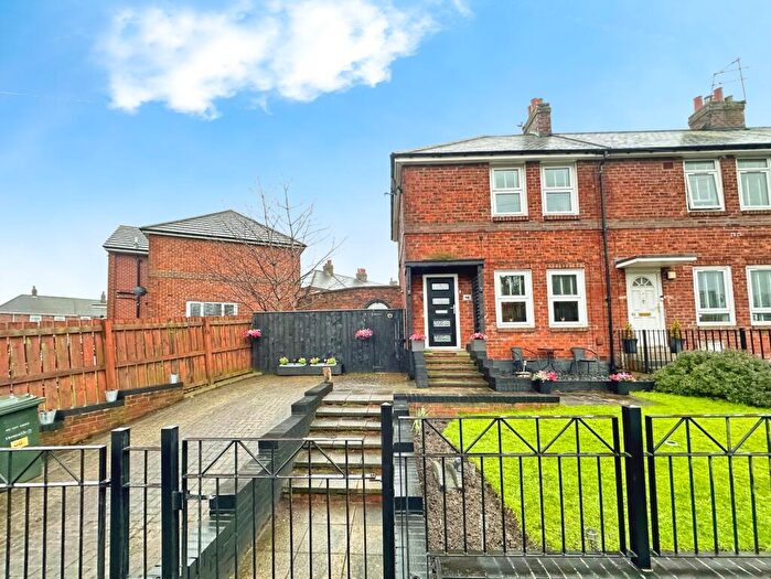 2 Bedroom End Of Terrace House For Sale In Stotts Road, Walkergate, Newcastle Upon Tyne, NE6