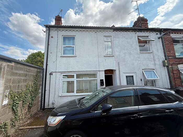 3 Bedroom End Of Terrace House For Sale In Lonsdale Place, Lincoln, LN5