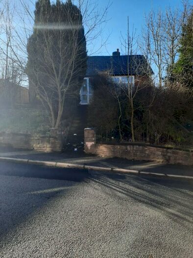 3 Bedroom Bungalow To Rent In Crompton Street, Oldham, Greater Manchester, OL1