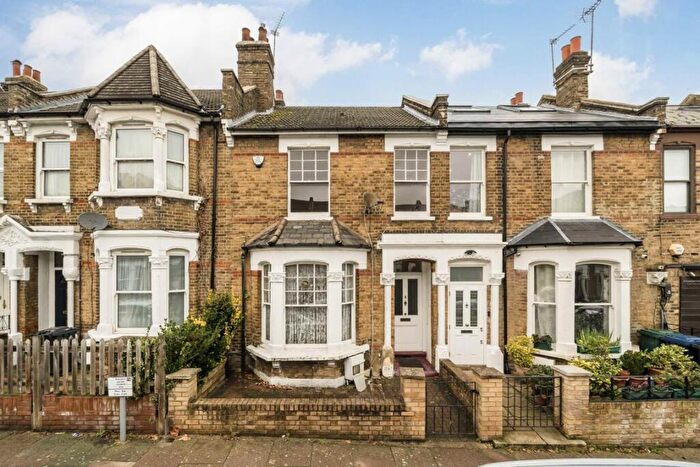 2 Bedroom Terraced House For Sale In Percy Road, Finchley, N12