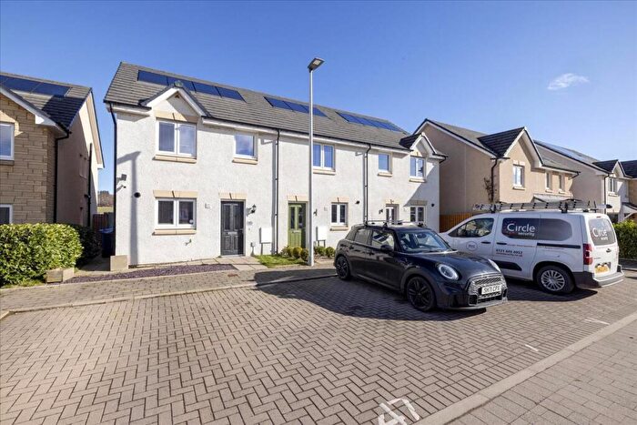2 Bedroom Terraced House For Sale In Cadwell Crescent, Gorebridge, EH23