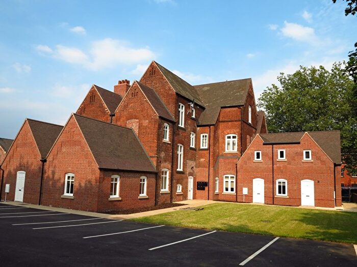 2 Bedroom Flat To Rent In Wolverhampton, WV2