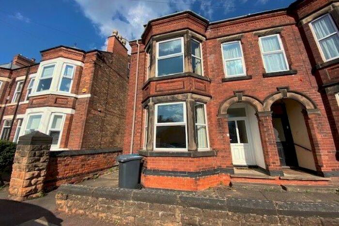 3 Bedroom Semi-Detached House To Rent In Melbourne Road, West Bridgford, NG2