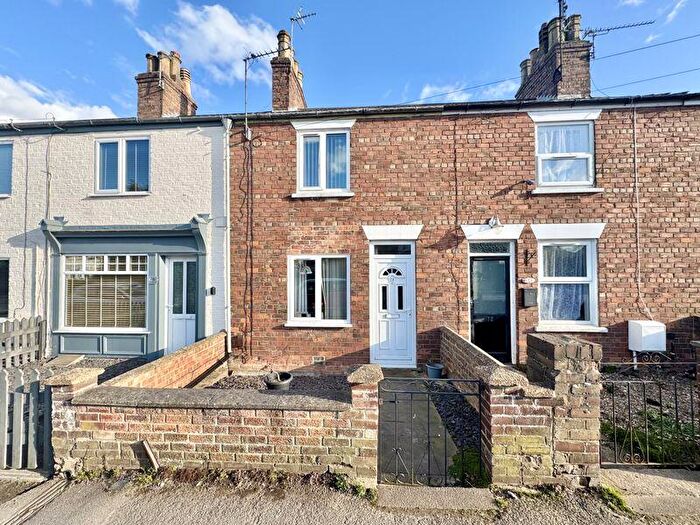 2 Bedroom Terraced House For Sale In High Holme Road Louth, LN11