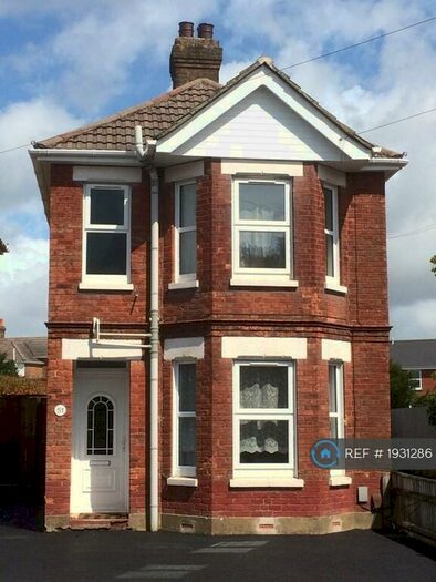 4 Bedroom Detached House To Rent In Withermoor Road, Bournemouth, BH9