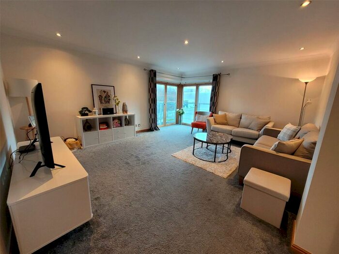 2 Bedroom Property To Rent In Polmuir Road, City Centre, Aberdeen, AB11