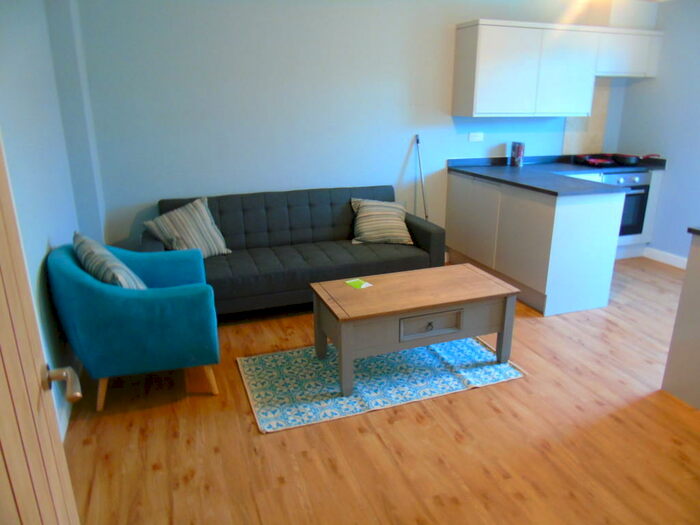 5 Bedroom Apartment To Rent In Eastgate Street, Winchester, SO23