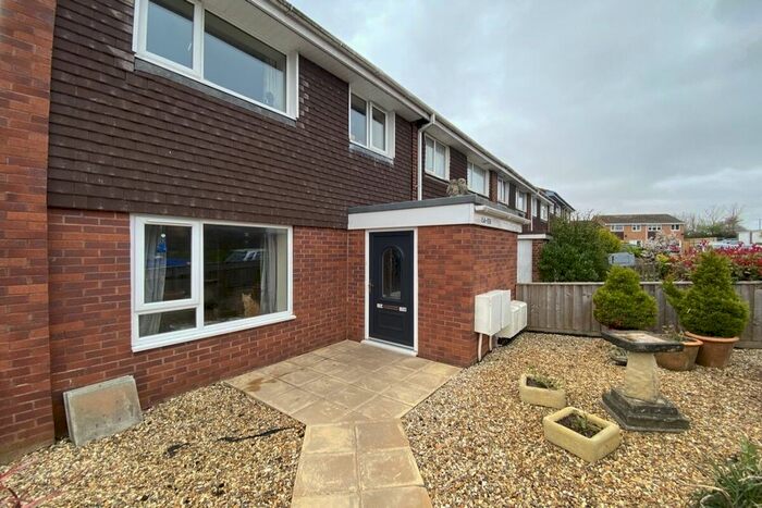 1 Bedroom Flat To Rent In Burch Close, Exmouth, EX8