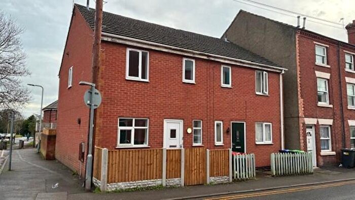 3 Bedroom Semi-Detached House To Rent In Albert Street, Hucknall, NG15