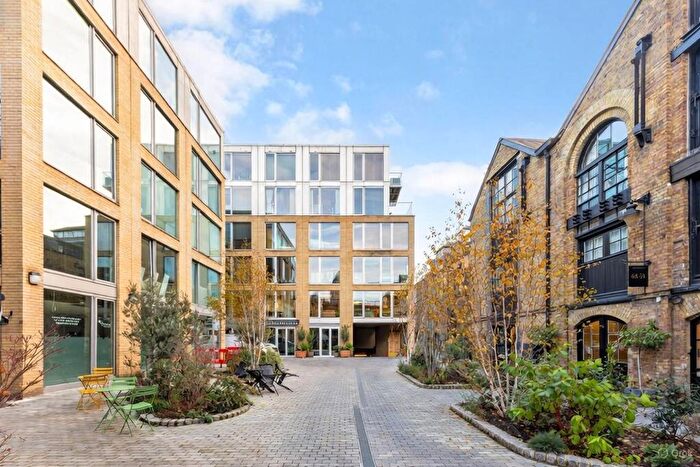 1 Bedroom Flat For Sale In Tower Bridge Road, London, SE1