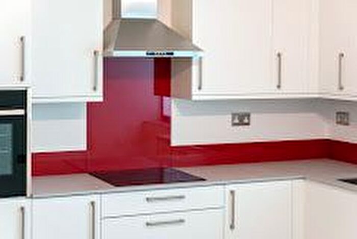 2 Bedroom Flat To Rent In Commerce House, Torquay, Devon, TQ2