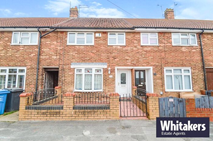 3 Bedroom Terraced House To Rent In Wexford Avenue, Hull, HU9