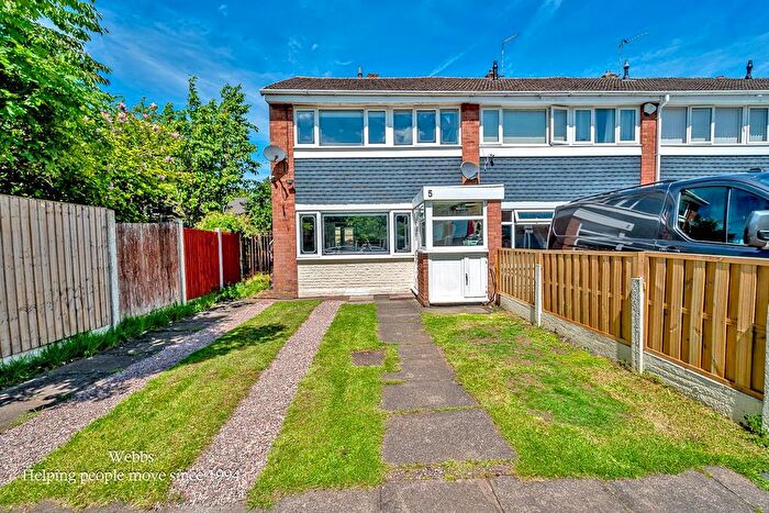 3 Bedroom End Of Terrace House For Sale In Charlemonte Close, Hednesford, Cannock, WS12