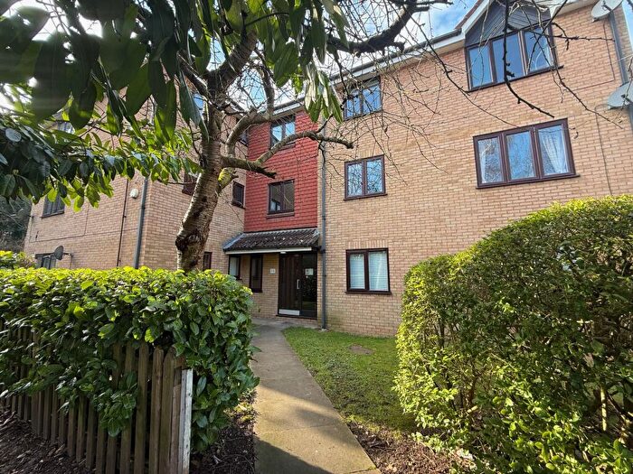1 Bedroom Ground Maisonette To Rent In The Hyde, Ware, SG12
