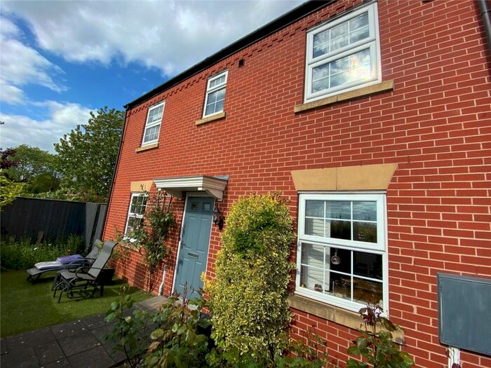 3 Bedroom Terraced House For Sale In Long Leys Road, Lincoln, LN1