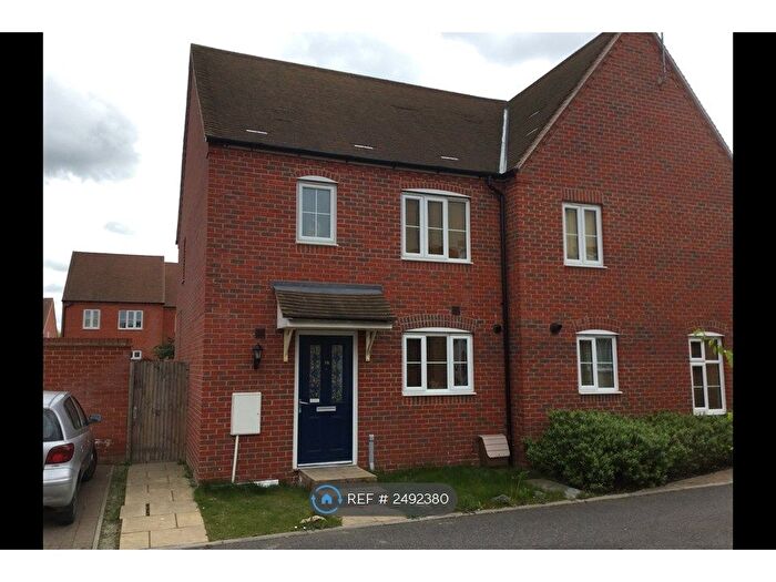 3 Bedroom Semi-Detached House To Rent In Abelyn Avenue, Sittingbourne, ME10