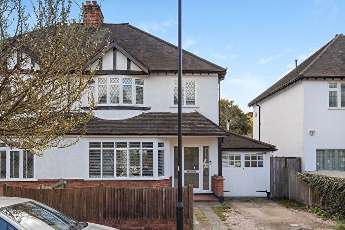 3 Bedroom Semi Detached House For Sale In Kinnaird Avenue, London, W4