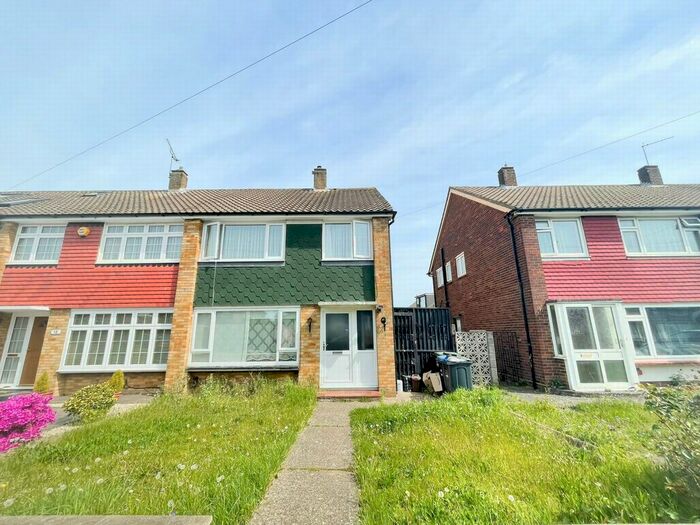 3 Bedroom Semi-Detached House To Rent In Ambleside Crescent, Enfield, EN3