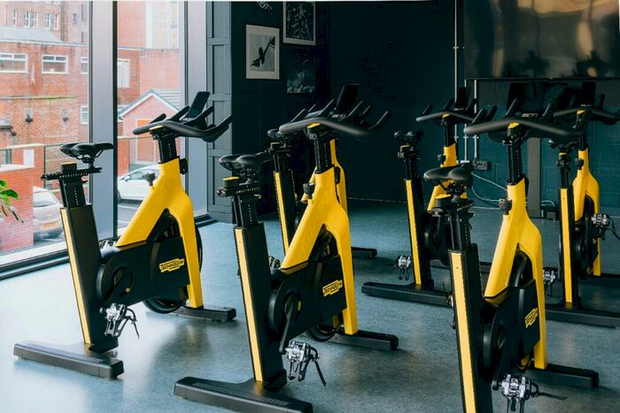 2 Bedroom Apartment To Rent In Alcock House, Salford, M3