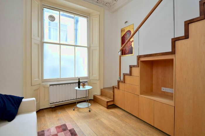 Studio To Rent In Rutland Gate, Knightsbridge, London, SW7
