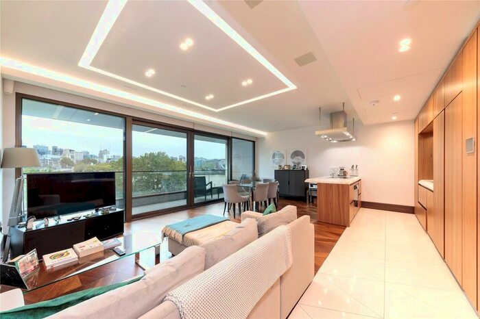 2 Bedroom Flat To Rent In Blenheim House, Crown Square, London, SE1