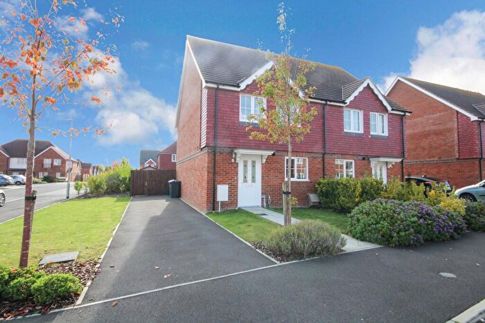 3 Bedroom Semi-Detached House To Rent In Burden Drive, Bishopdown, SP1
