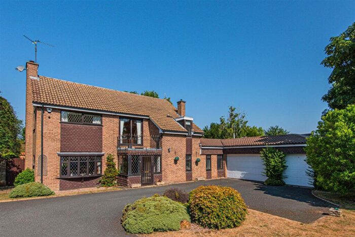 3 Bedroom Detached House For Sale In Manor Close, Great Harrowden, NN9