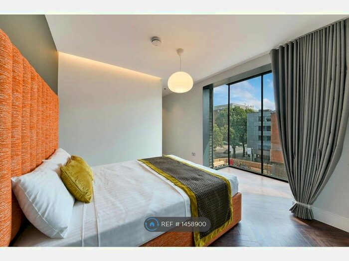 2 Bedroom Flat To Rent In Blackfriars Road, London, SE1