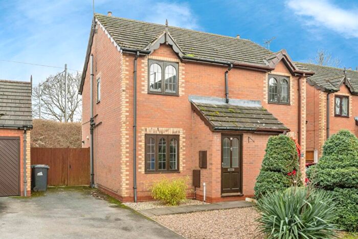 2 Bedroom Semi-Detached House For Sale In Idle Court, Bawtry, Doncaster, DN10