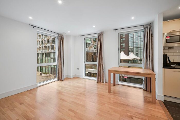 1 Bedroom Flat For Sale In Indescon Square, Canary Wharf, E14