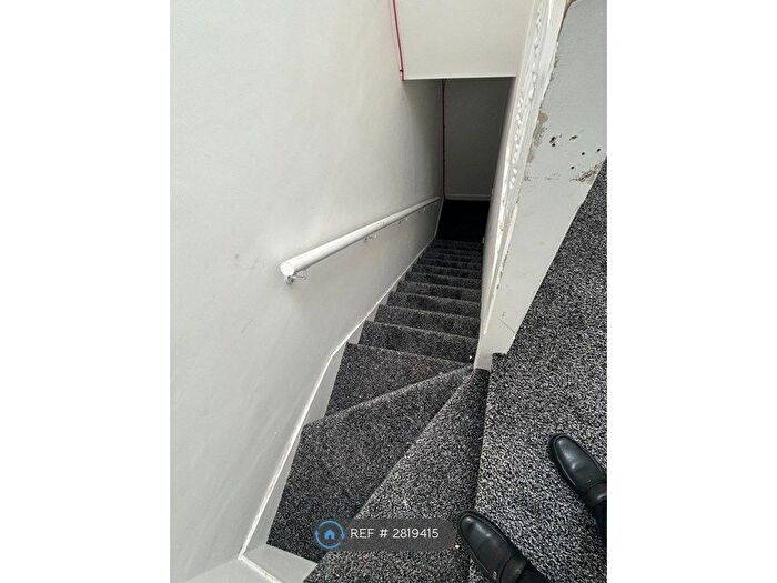 1 Bedroom Flat To Rent In Rochdale, Rochdale, OL16