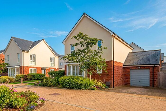 3 Bedroom Detached House For Sale In Rosehip Lane, Tunbridge Wells, TN2