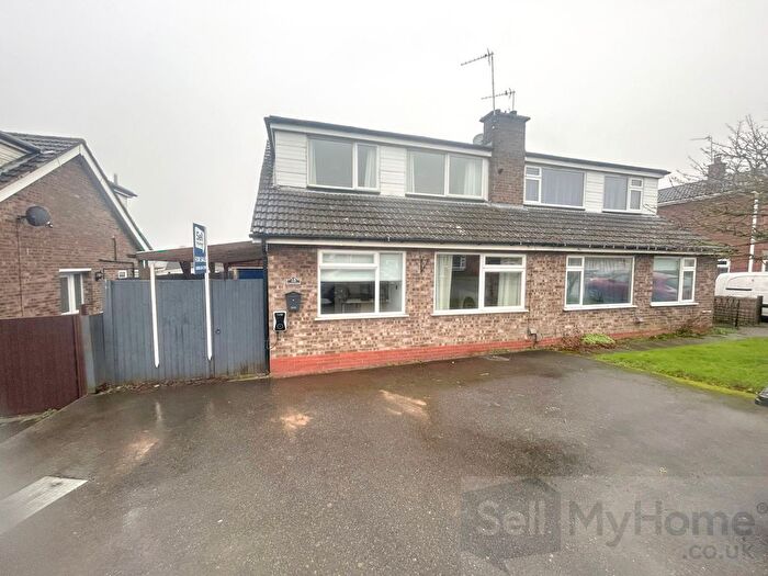 3 Bedroom Semi-Detached House For Sale In Conway Drive, Shepshed, Loughborough, LE12