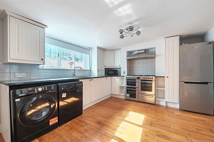 4 Bedroom Town House To Rent In Greenwich Park Street, London, SE10