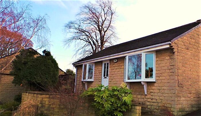 2 Bedroom Detached Bungalow To Rent In High Ash Avenue, Clayton West, Huddersfield, HD8