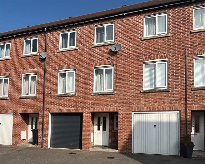 3 Bedroom Property To Rent In Cobham Road, Blandford Forum, DT11