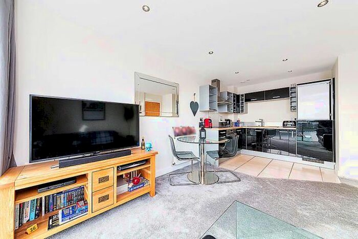 1 Bedroom Flat To Rent In Adriatic Apartment, Western Gateway, Royal Victoria, E16