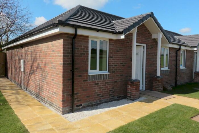 2 Bedroom Bungalow To Rent In Vermont Close, Mansfield, NG20