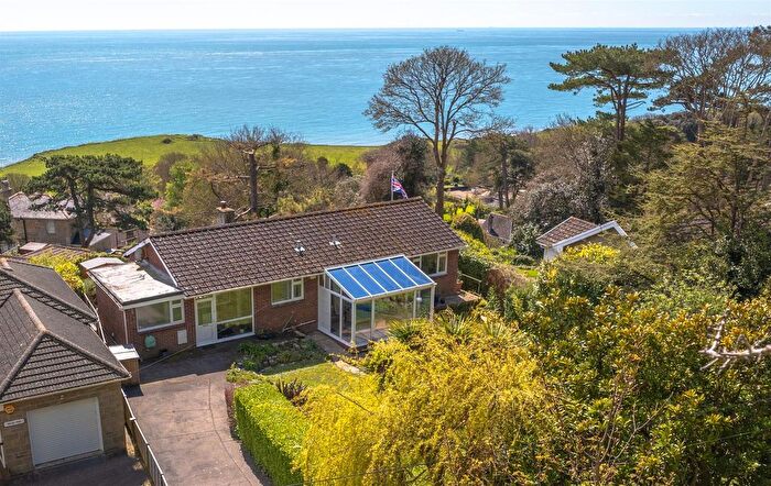 2 Bedroom Detached Bungalow To Rent In Seven Sisters Road, Ventnor, PO38