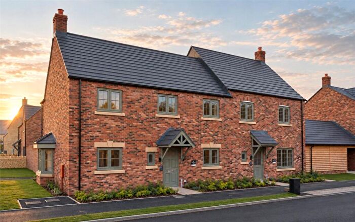 3 Bedroom End Of Terrace House For Sale In Ellenbrook, Stow Road, Moreton-In-Marsh, Gloucestershire, GL56