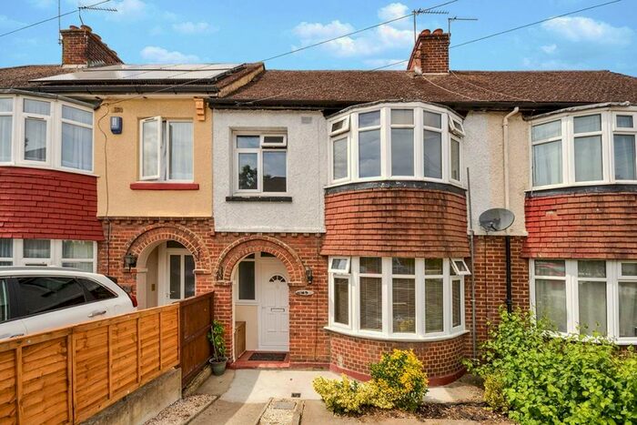 3 Bedroom Terraced House To Rent In Edna Road, Maidstone, Kent, ME14