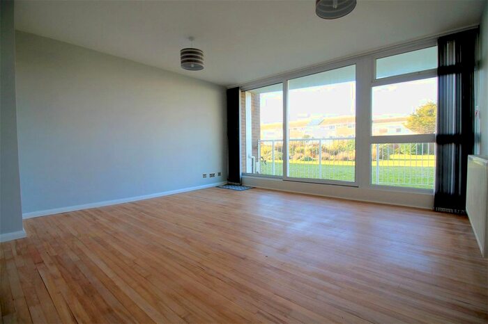 2 Bedroom Flat To Rent In Atlantic Court, Ferry Road, Shoreham By Sea, BN43