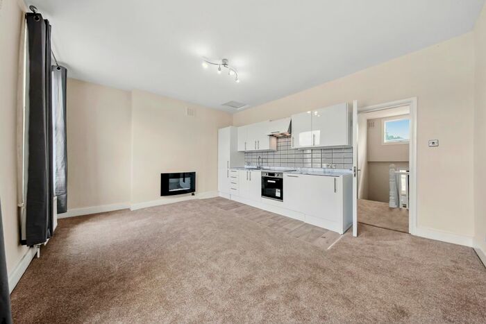 2 Bedroom Flat To Rent In Portnall Road, Maida Vale, W9