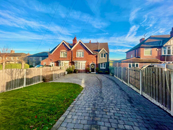 3 Bedroom Semi-Detached House To Rent In Doncaster Road, Thrybergh, Rotherham, S65