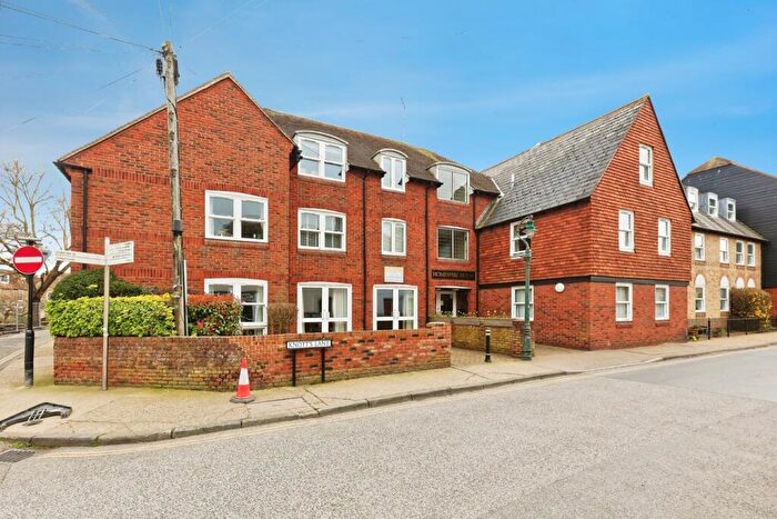 2 Bedroom Retirement Property For Sale In Knotts Lane, Canterbury, CT1