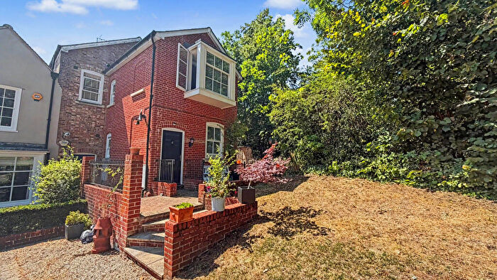 2 Bedroom Maisonette For Sale In Hull House Mews, Waterside Lane, Colchester, Essex, CO2