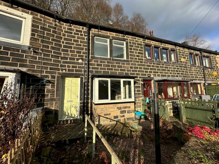 2 Bedroom Terraced House To Rent In Calderside, Hebden Bridge, HX7