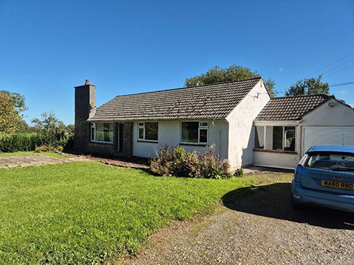3 Bedroom Bungalow To Rent In Emborough, Radstock, BA3