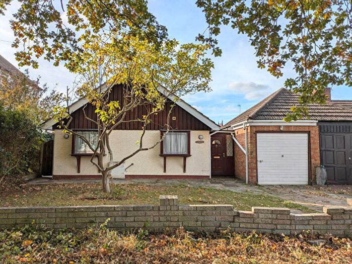 3 Bedroom Detached Bungalow For Sale In High Road, Benfleet, Essex, SS7
