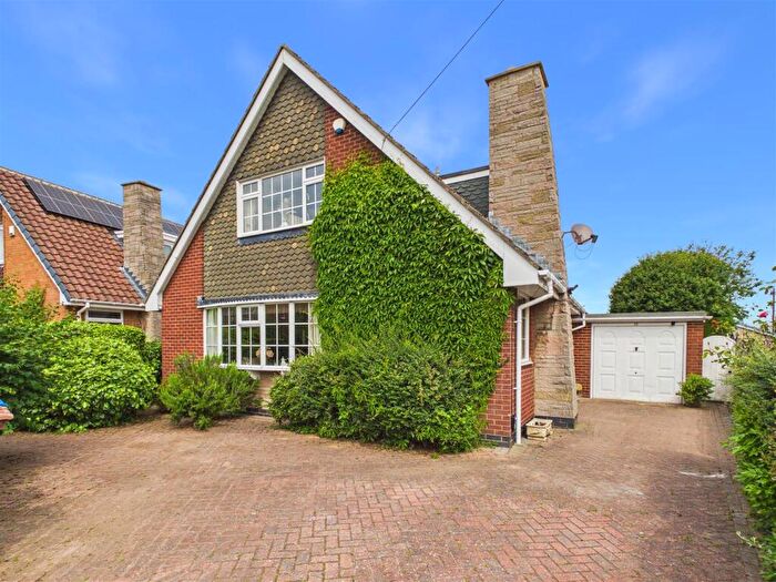 3 Bedroom Detached House For Sale In Lund Avenue, Cottingham, HU16